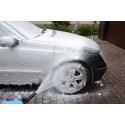 Mycie zewnętrzne samochodów
